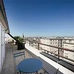 De Standing Au Centre-ville Avec Vue Terrasse Et Garage *