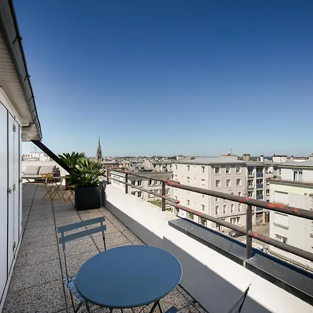 De Standing Au Centre-ville Avec Vue Terrasse Et Garage *