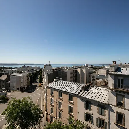 De Standing Au Centre-ville Avec Vue Terrasse Et Garage Brest