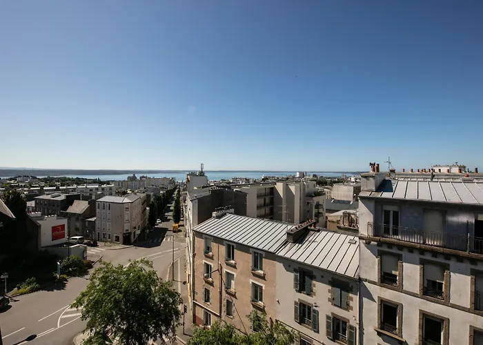 De Standing Au Centre-ville Avec Vue Terrasse Et Garage Brest